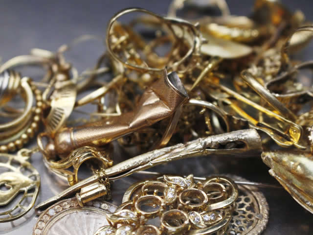 滋賀県大津市【京都屋】ブランドバッグ・時計・ジュエリーの高価買取ショップならおまかせくださいませ。