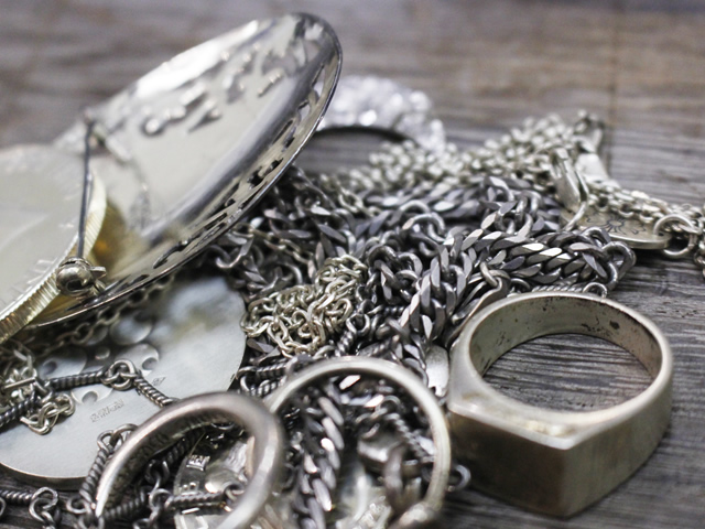 滋賀シルバー高価買取り店