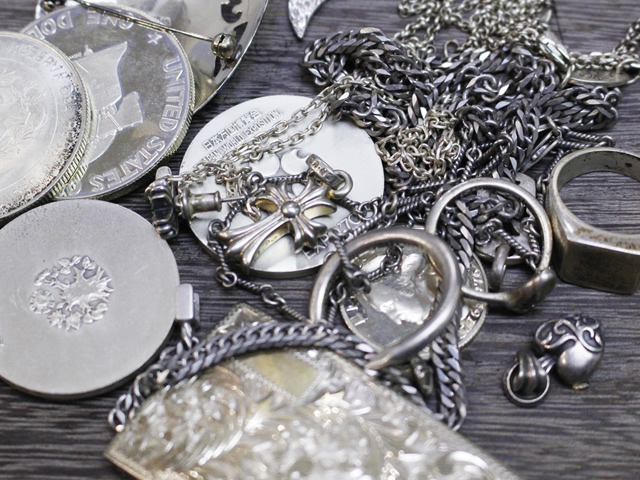 滋賀県大津市【京都屋】ブランドバッグ・時計・ジュエリーの高価買取ショップならおまかせくださいませ。